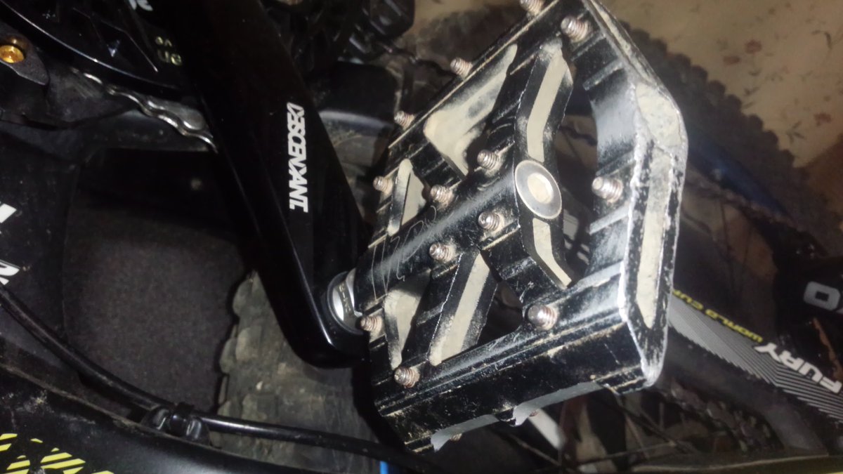 kondonn's tweet photo. 片面13pins vp001! ペダルのサイド弱いけどね
#rideyourbike #vpcomponents https://t.co/vWw3HKQtPK