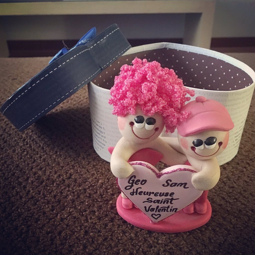 SamuelEtoo's tweet photo. 1 Corithiens 13:4-8
Happy Valentine's Day ❤️❤️❤️ #Adrenaline https://t.co/ss21hixX4c