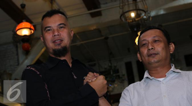 liputan6dotcom's tweet photo. Ambisi Ahmad Dhani Jadi Gubernur Jakarta Didukung Anak-Anaknya https://t.co/lKlNCvMruh https://t.co/lmBiQpHvma