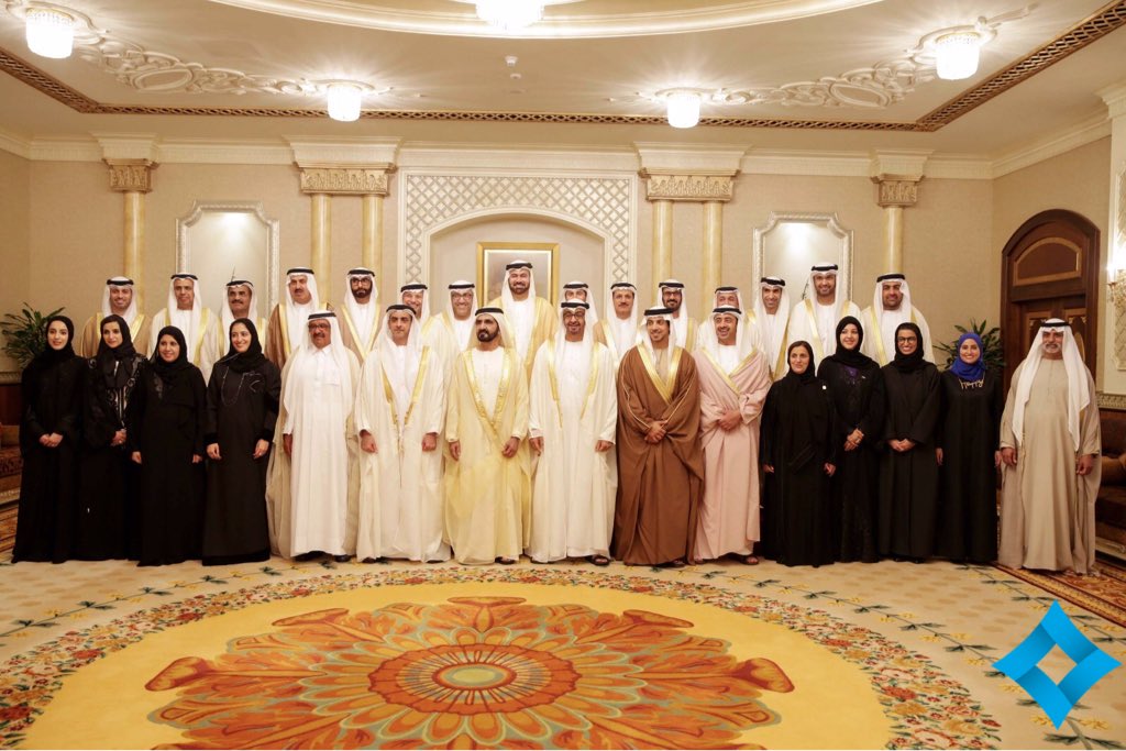 DXBMediaOffice's tweet photo. محمد بن راشد ومحمد بن زايد في صورة جماعية مع أعضاء التشكيل الوزاري الجديد #الإمارات https://t.co/m4c7XfpTGs