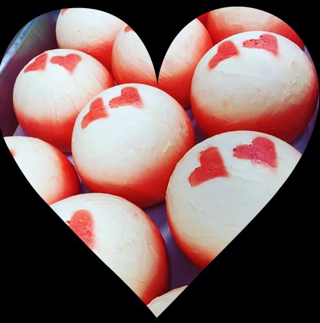 CleDubai's tweet photo. Happy Valentine's Day!   #cledubai #ValentinesDay #mydubai https://t.co/Q1SFviMoqv