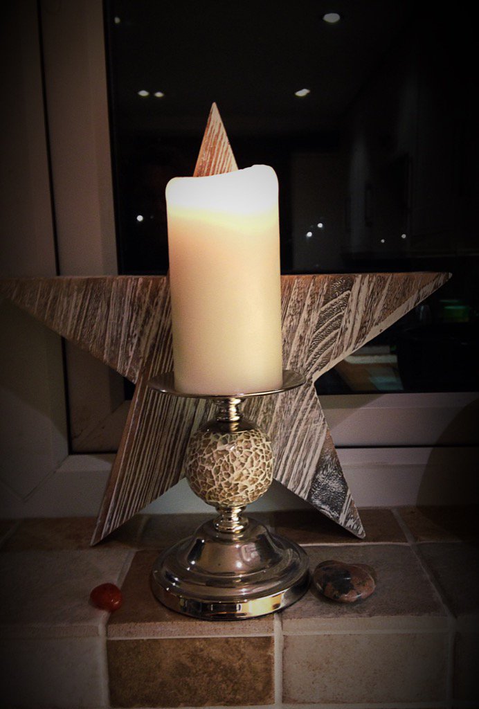 thewayofnight's tweet photo. Joined with a stranger for some simple kitchen healing.
#powerfullysimple
#naturalmagic
#kitchenwitchery https://t.co/WwQDPQ8PGU