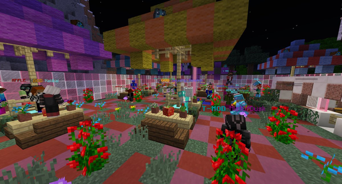 FruitServers's tweet photo. Valentines Day on Fruit Servers! https://t.co/IcocILrLoh