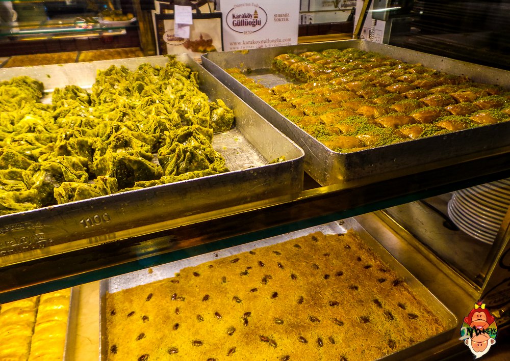 EverythingZany's tweet photo. Who loves Baklava?? Most loved sweets of Turkey! 
Thanks to @AuthenticTurkey #authenticturkey @2MonkeysTravel https://t.co/dOKuEcOxPr