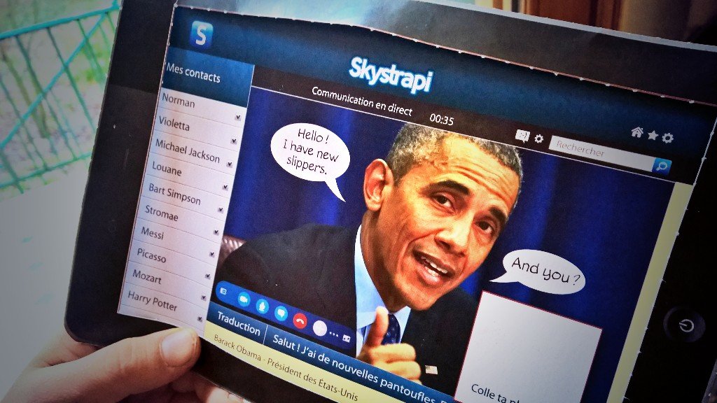 grego_fr's tweet photo. Cool l' #AstraPad @AstrapiMagazine, on peut mรชme faire un Skystrape avec @POTUS ๐ https://t.co/xqOjwkWCY1