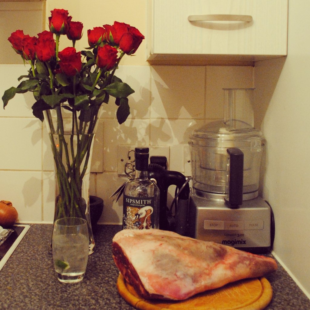 My kind of V Day, no fillet steak to be seen. Thanks <a href="/parsonsnoseldn/">Parson's Nose</a> and @bloomandwild