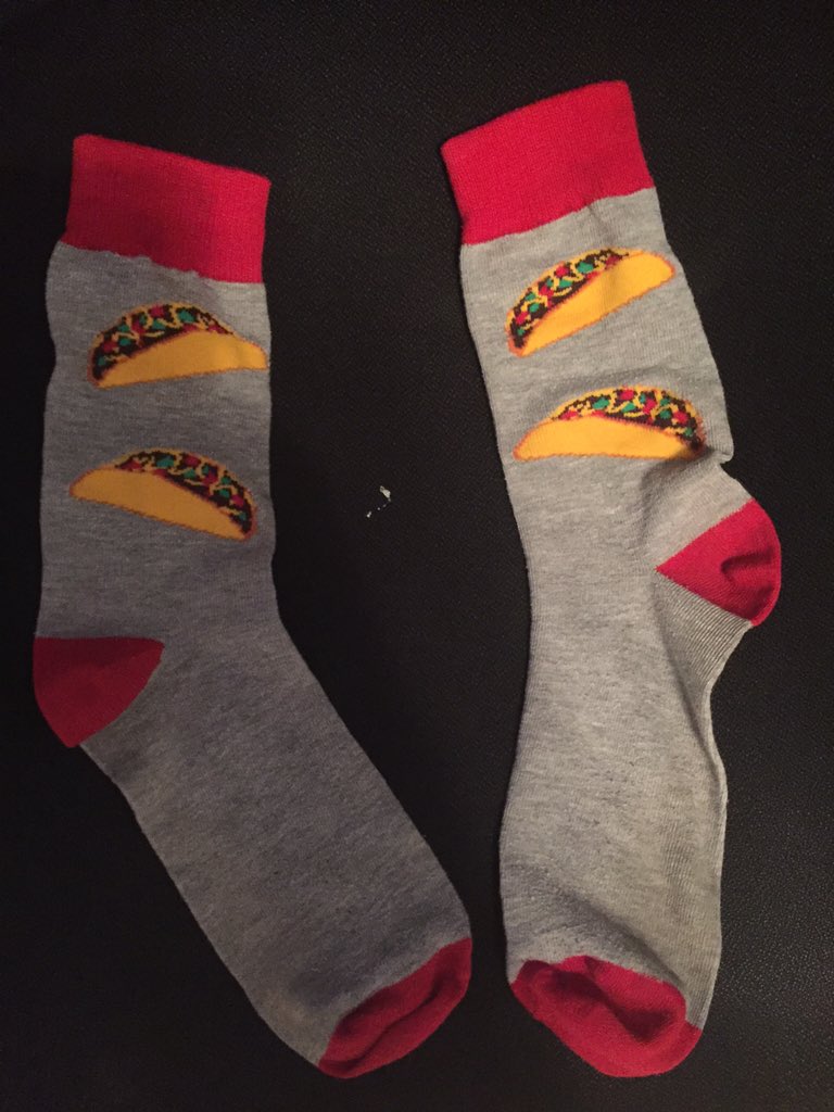 tmg194's tweet photo. Got my #IMAXDeadpool tickets and my taco socks on. Ready for #DeadpoolMovie @VancityReynolds #💀💩L #bestvdayever https://t.co/IjgkSKgmZr
