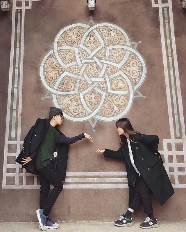 99HEARTSTHIEF's tweet photo. @092CHIBI Olha, minhas fotos com meu irmão. 💕 Agora que eu vejo rosa, penso logo em você! Omo! kekekek. Pink-chan. https://t.co/EgEBi5JGuv