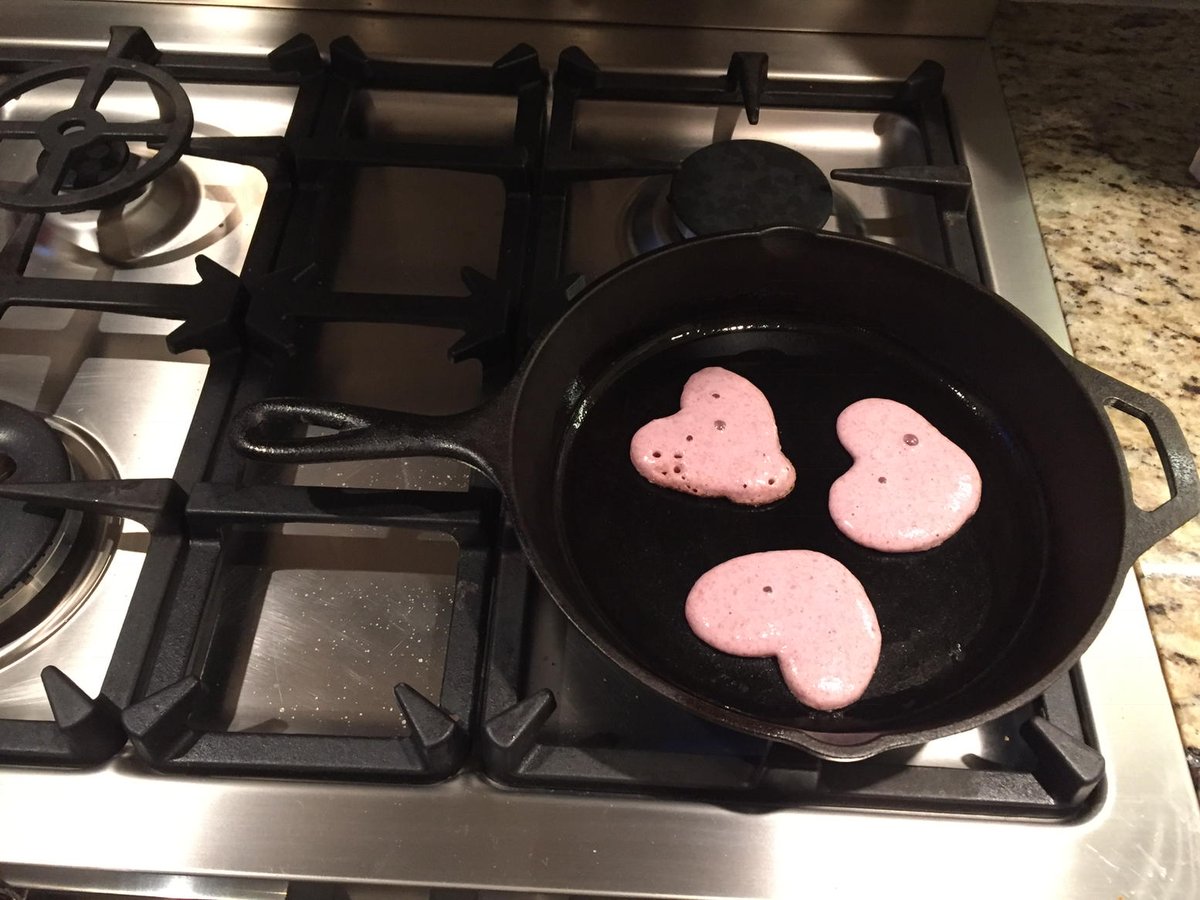 JennBrownND's tweet photo. Happy Valentine's Day! My son is getting these raspberry heart-shaped pancakes for breakfast! #valentines #food #fun https://t.co/MUd9A7Y5ZB