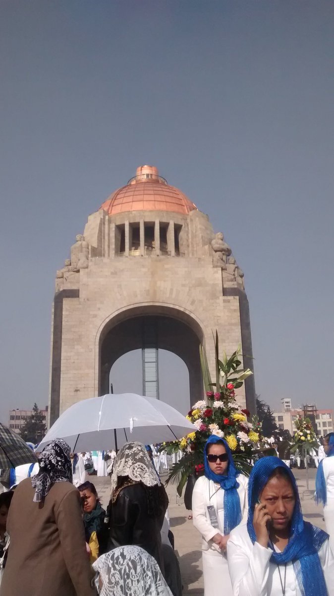 jali_rosas's tweet photo. ¿Quien es esta que se muestra como el Alba?
¡Iglesia La Luz del Mundo !
#LdmBautismos 
#SoyLuzdelMundo https://t.co/QF5d6FxsYF