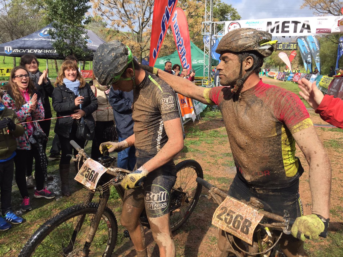 vueltacordoba's tweet photo. Otro Carreron de Alberto Mingorance y Alejandro Ruiz. Cuartos en la general y primeros sub 23. Futuro Andaluz!!!!! https://t.co/JHl2g7P3k1