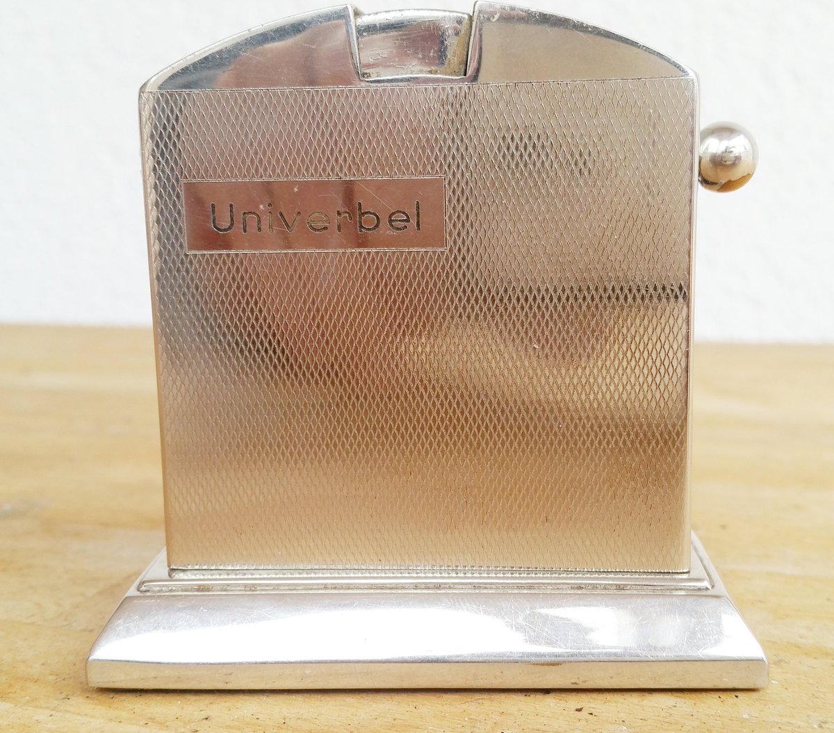 zippocollector's tweet photo. Univerbel Kaschie. Karl Schieder. 1945 - 1950. Table lighter. https://t.co/dNt2K6eMYe