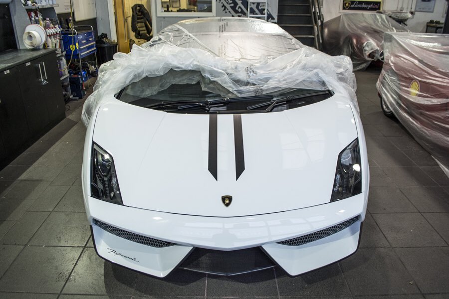 Amarisupercars's tweet photo. Another detailing masterclass by @AmariClassiche - ready for the new owner https://t.co/aFFvCmKLXI