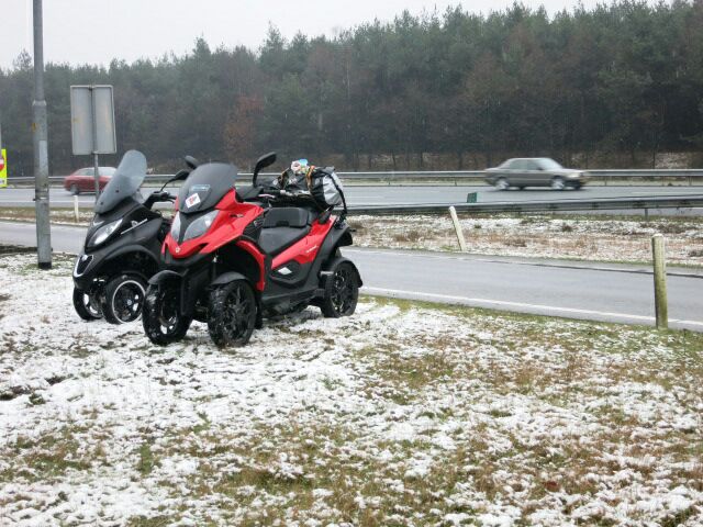 ScooterLabUK's tweet image. SLUKing about in the snow on the way home from our mission to Meltdown... 
---
---
Sent by WhatsApp