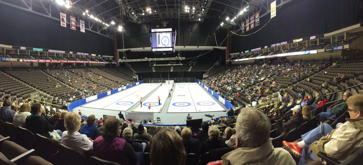 VyStarVetArena's tweet photo. Thank you again to all competitors, officials, ice crew, volunteers &amp; fans for coming out this last week! #BroomsUp https://t.co/LRG0zYdHT4