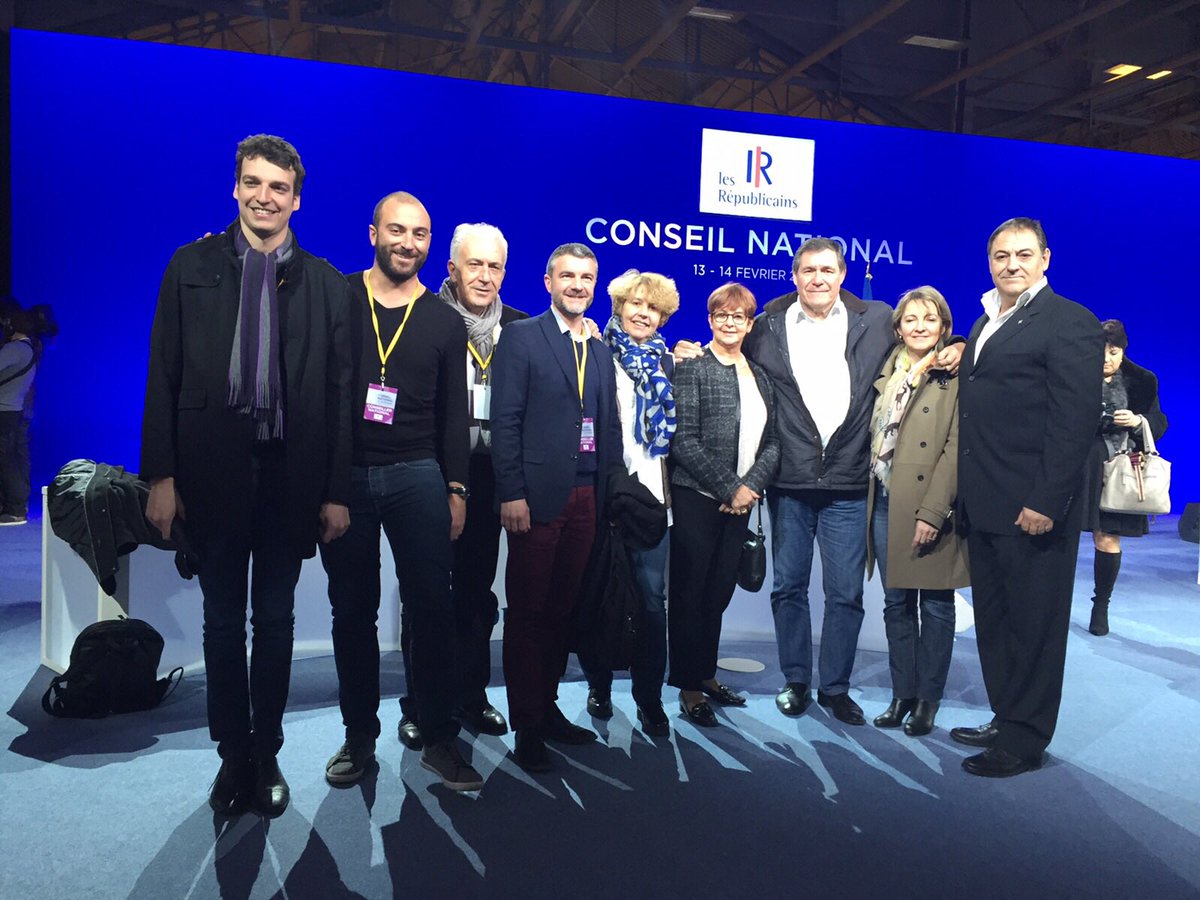 RequesensN's tweet photo. La fédération #LR 66 au complet au #CNLR #Lesrépublicains #Sarkozy @Francois_Lietta https://t.co/QJbPydErDW