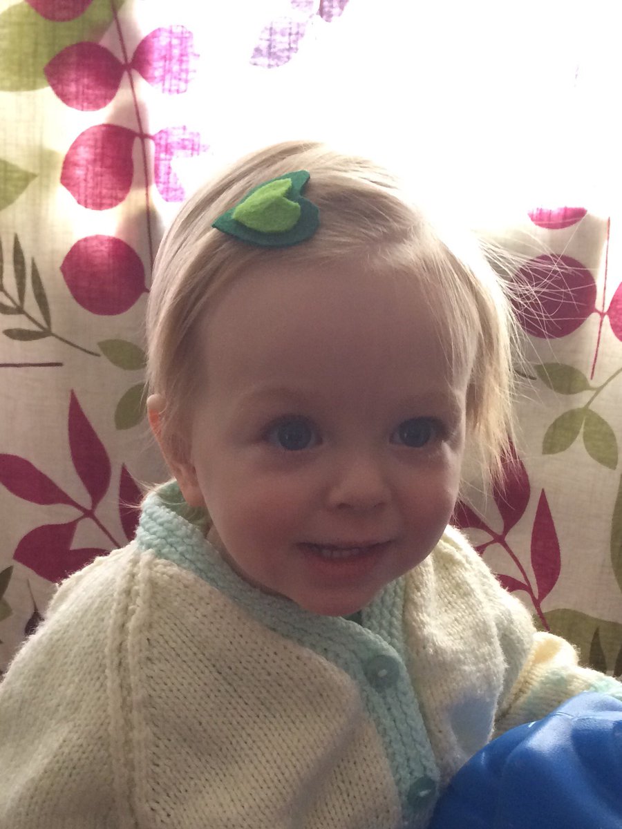 HelenEPye's tweet photo. #showthelove this Valentine's Day! (Card-Origami by me, background by 15m old Ada!Green 💚 hair clip for her too!) https://t.co/na91K8KqHS