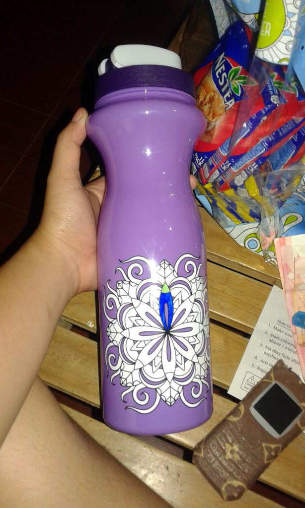 gemfranznacpil's tweet photo. Thanks gor this @NESTEA @NesteaPH #ColorPlunge 😊☺ https://t.co/Rf7KphbadE