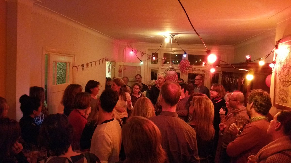 elinekatz's tweet photo. Lieve Inge en Wendie, van harte gefeliciteerd met het 5 jarig bestaan van @DeLiefdesdokter, op naar de volgende 5! https://t.co/Sa3EmOEU3e