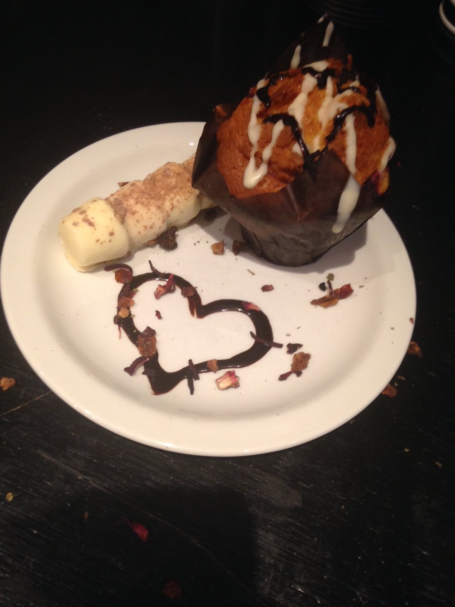 karencollins_79's tweet photo. All set for Valentines Day in #nextdp @groundespresso https://t.co/lpagqcCbLh