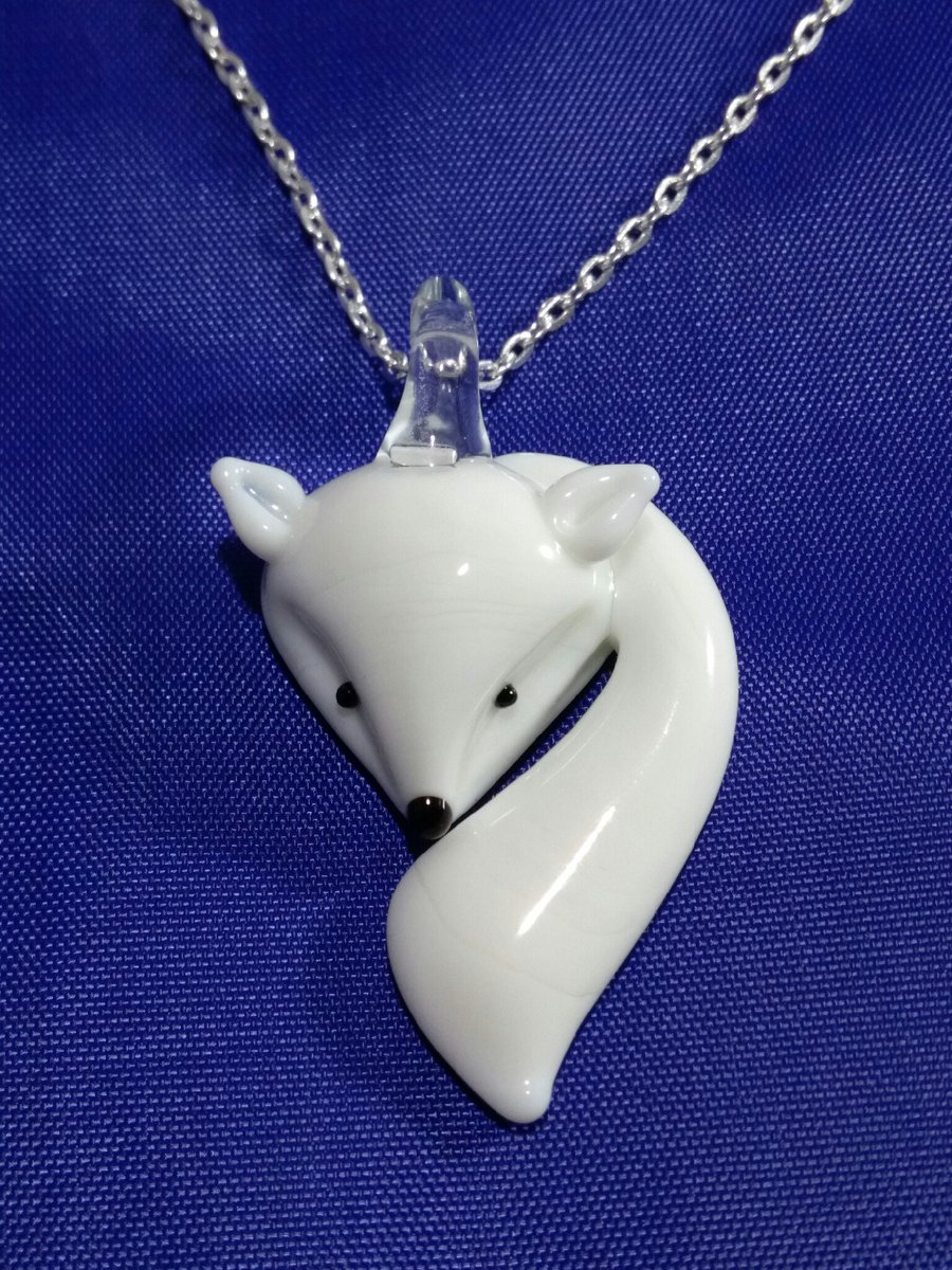 VVCreations2's tweet image. Adorable Fox Necklace. Find at: etsy.com/listing/257288… … #Jewelry #Handmade #nature #Etsy @Etsy #craftpromote