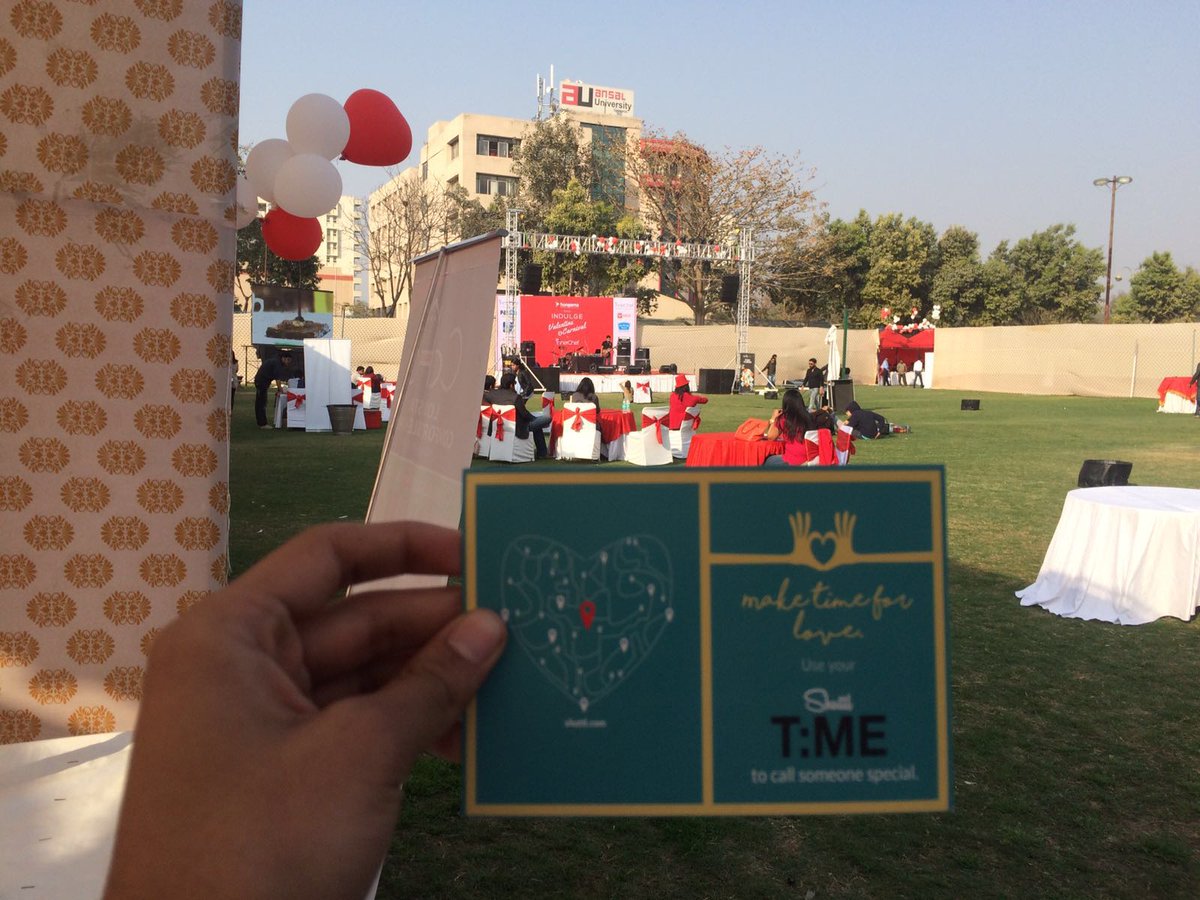 Shuttl_Ind's tweet photo. #Shuttl at the Indulge Valentine carnival! @Inner_Chef @CoHoStayz  #ValentinesDay https://t.co/pKLp2AUPEt