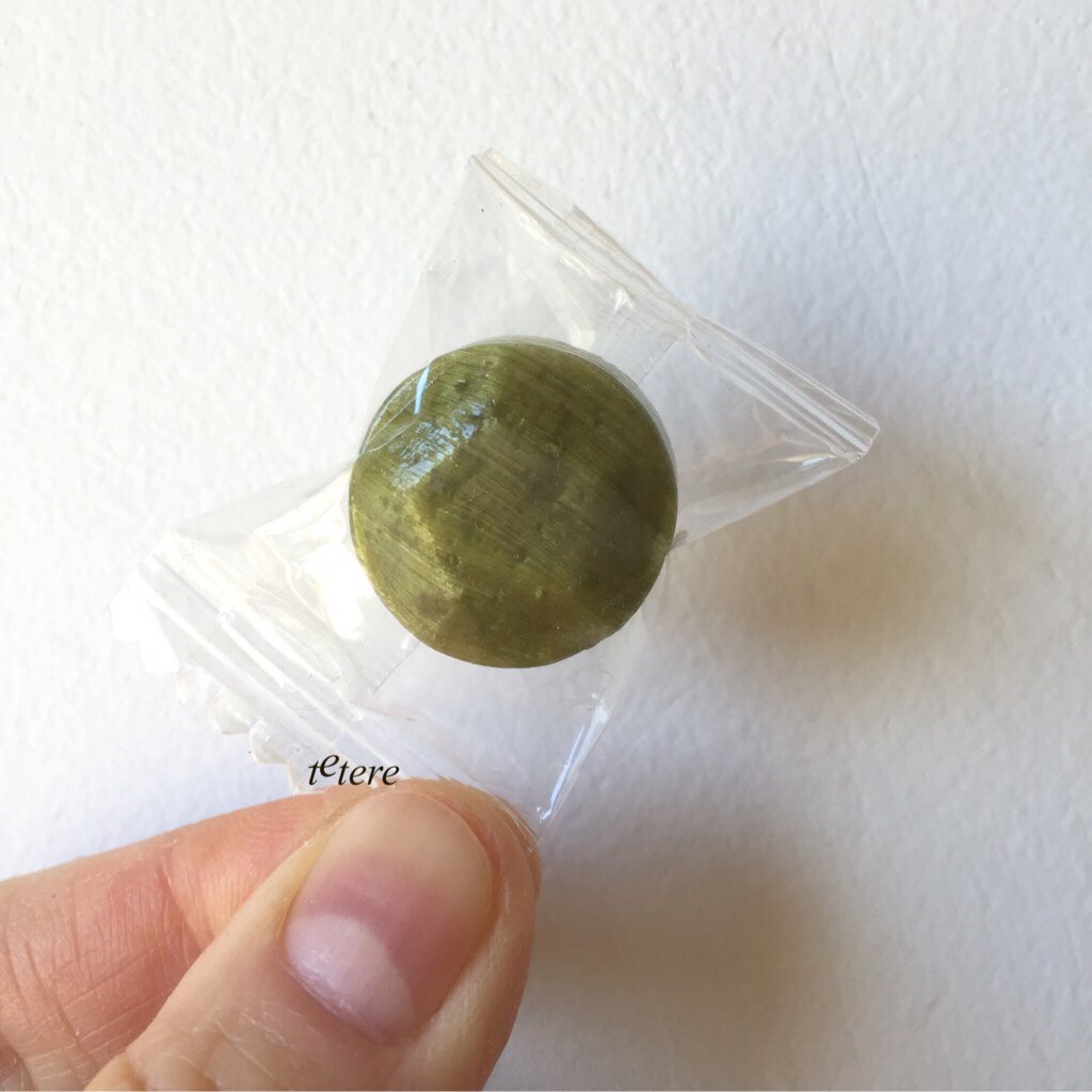 teterebarcelona's tweet photo. #Matcha #TeaCandy from japanese friends #TeaSweets https://t.co/WyofAJaymX