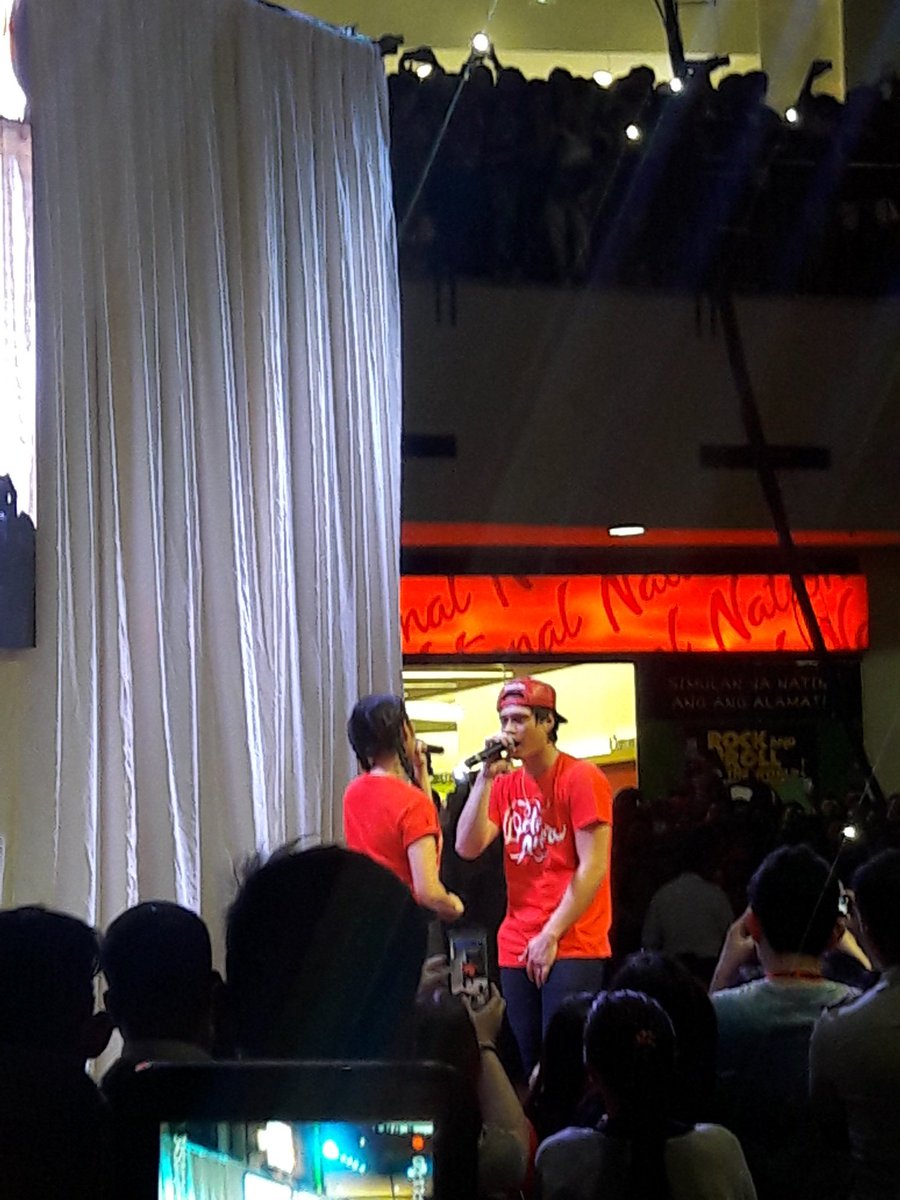roxanneguzman3's tweet photo. Grand fans day #DolceAmoreMarketMarket https://t.co/fcrbh9rJuJ