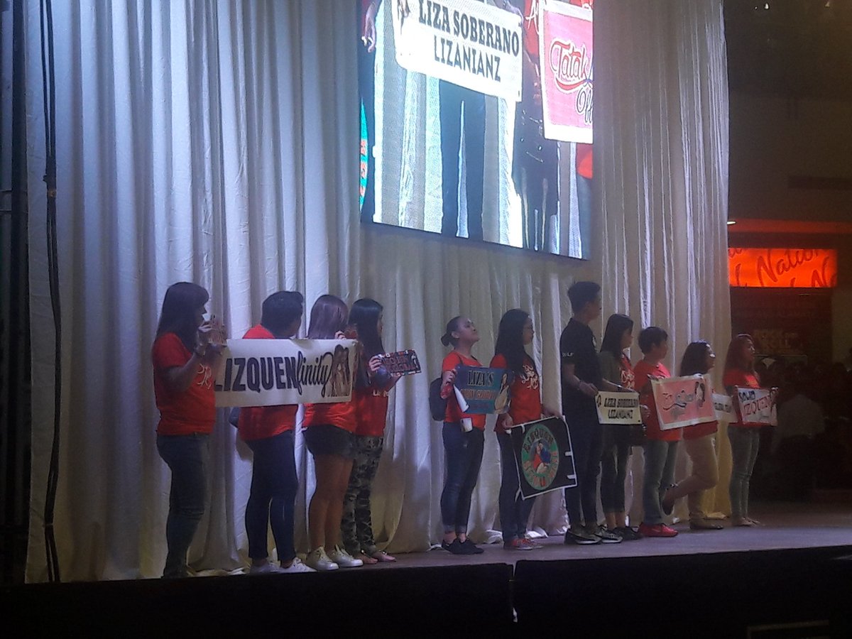 roxanneguzman3's tweet photo. Grand fans day 
#DolceAmoreMarketMarket https://t.co/bhLkpF5H02