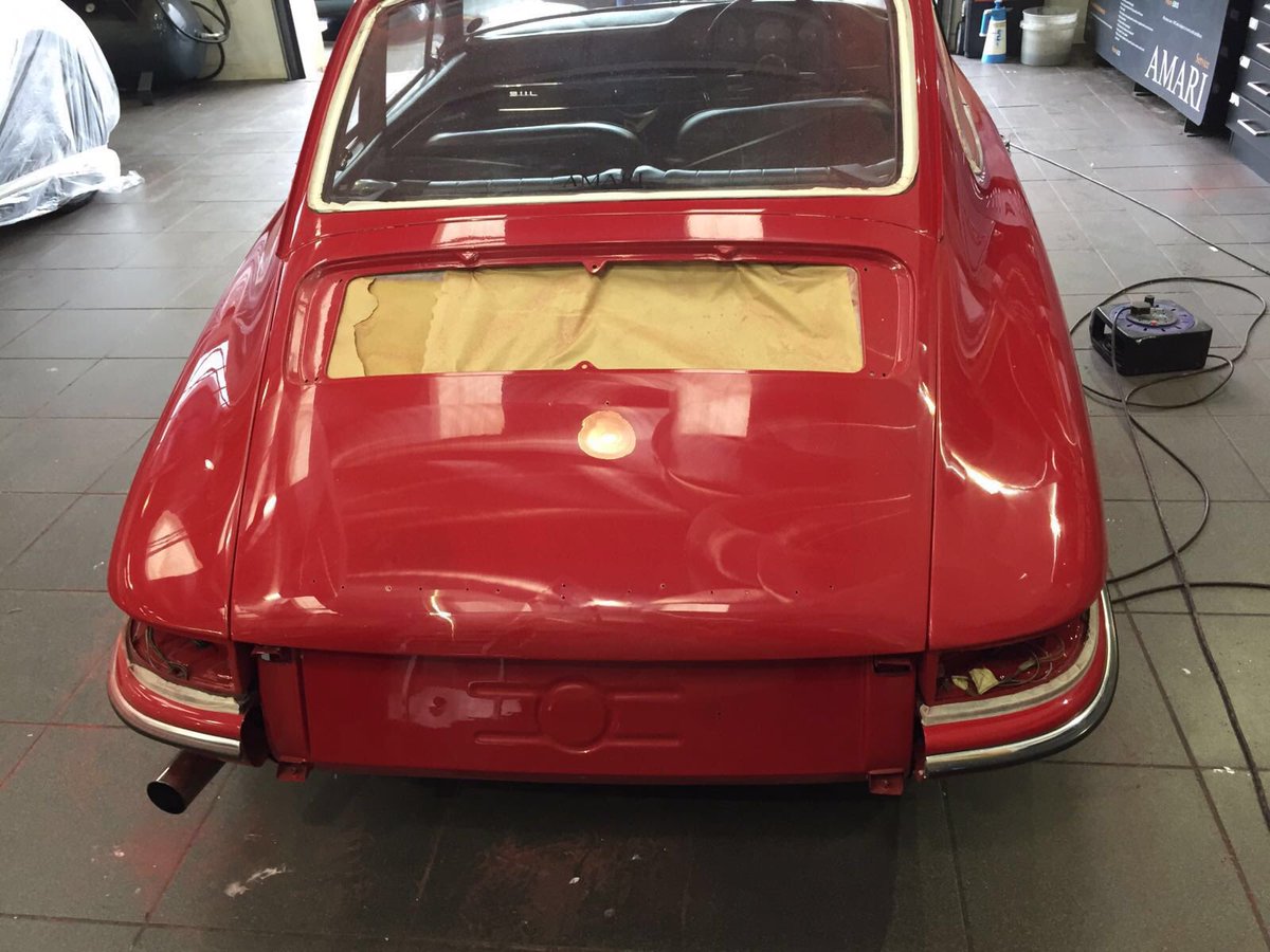 Amarisupercars's tweet photo. Latest project by @AmariClassiche - Porsche 911L SWB a beautiful car soon to be an awesome investment https://t.co/hbX6g7sQLh