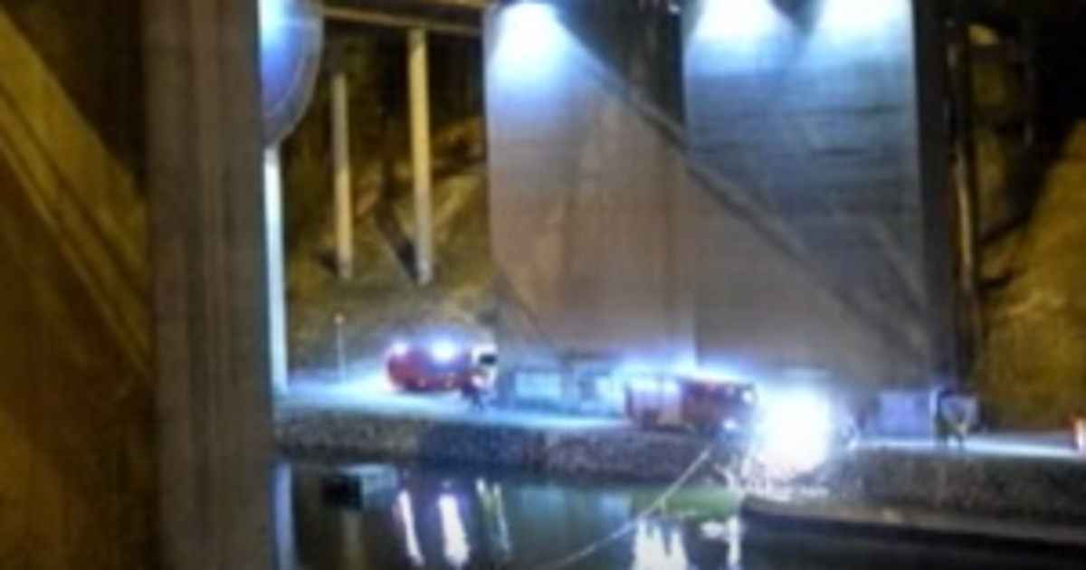 HuffPost's tweet image. British rock band Viola Beach reported killed in car crash huff.to/1PKN1JK