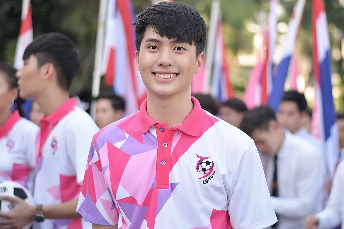 Gged0509's tweet photo. รู้มั้ยมีคนตกหลุมรักคุณกี่คนแล้วจากการที่คุณแค่ยิ้มให้ 😊 @innsarin #chulacuteboy #CUTU71 https://t.co/Uc6vndp4Jn