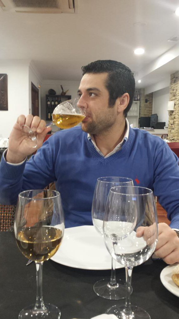 JaimeAloSan's tweet photo. hoy quiero dedicarselo a la que me da sabor, a la que refrescan las que otros ya quisieran @Cruzcampo, https://t.co/64B5SpaQFy