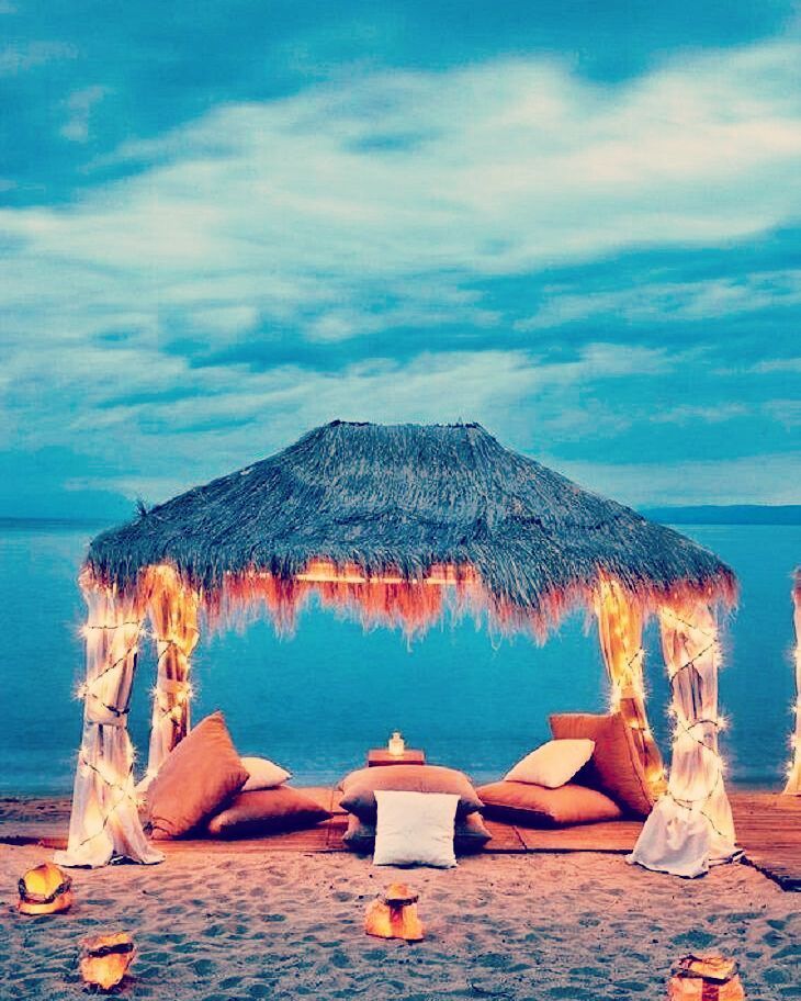 LibraryTravel's tweet image. In spirit of Valentines day, we bring you a nice little getaway for 2 in Greece. 👫😊 Tag so… ift.tt/1SpOHOD