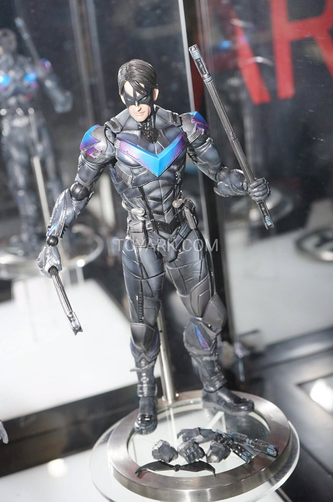 play arts kai nightwing