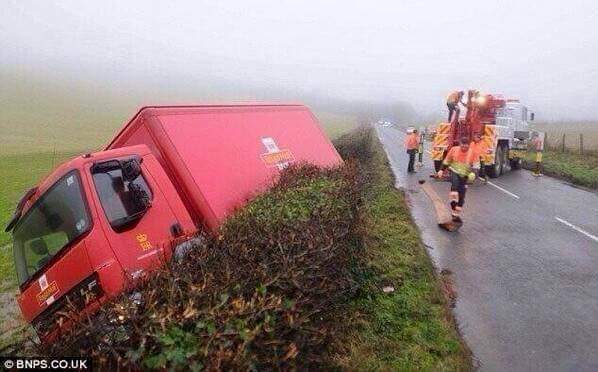 GR8resultDrivin's tweet photo. Ah! So this is why I didn't get hundreds of valentines cards this morning! 🙊😂 #Valentines #ValentinesDay https://t.co/Ajmlw4wgM8
