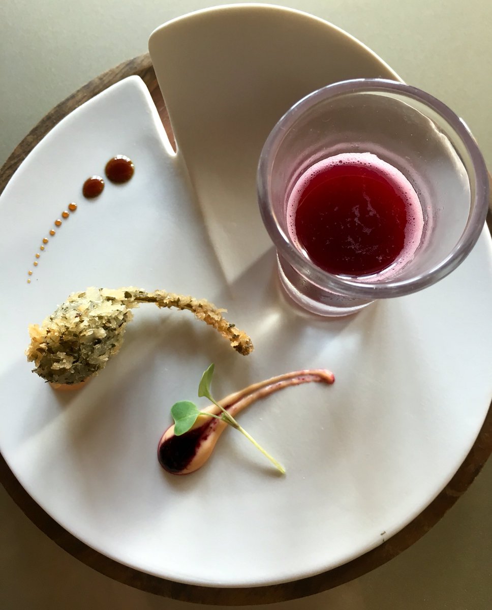 rockymohan30's tweet photo. Food Art on a plate #RockysTable #Qla https://t.co/0T4ndnf2c9