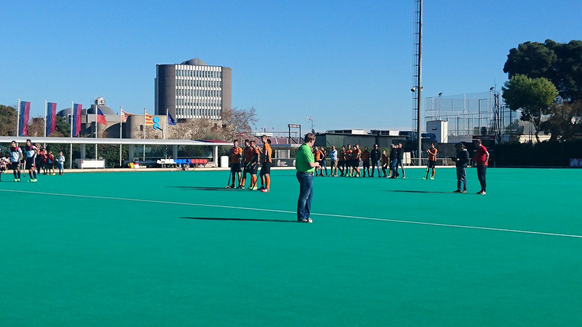 UmpireAcademy's tweet photo. @StevenBak4 in actie #THB2016 @realclub https://t.co/4txegeKVx1