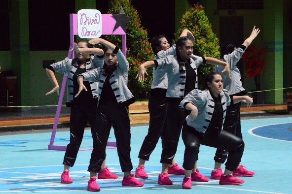 Juara ke-2 dimenangkan oleh SMA Labschool Rawamangun dengan score 1210!