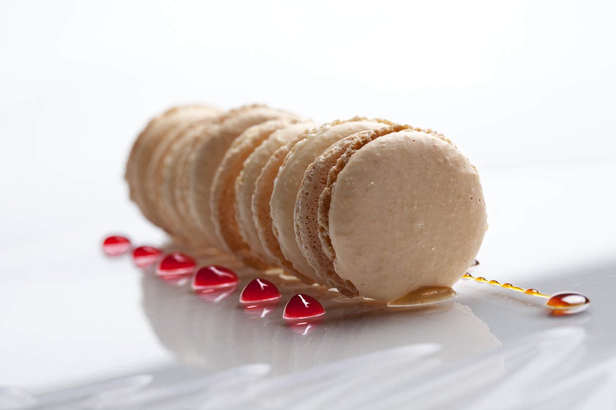 jcgrestaurante's tweet image. Para mí no hay mejor manera de celebrar un día como este.... ;) #maracons #dulce #restaurantejcg