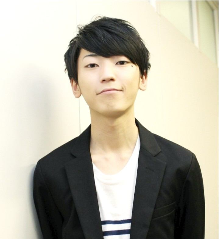 Twitter पर りーぬは低浮上なう やまやん Happy Birthday 目元にあるほくろが可愛いです ぷよ活してるやまやんがたまらなく愛おしいです たまに Sなところが好きです 可愛い声が好きです お め で と う 山谷祥生生誕祭 T Co