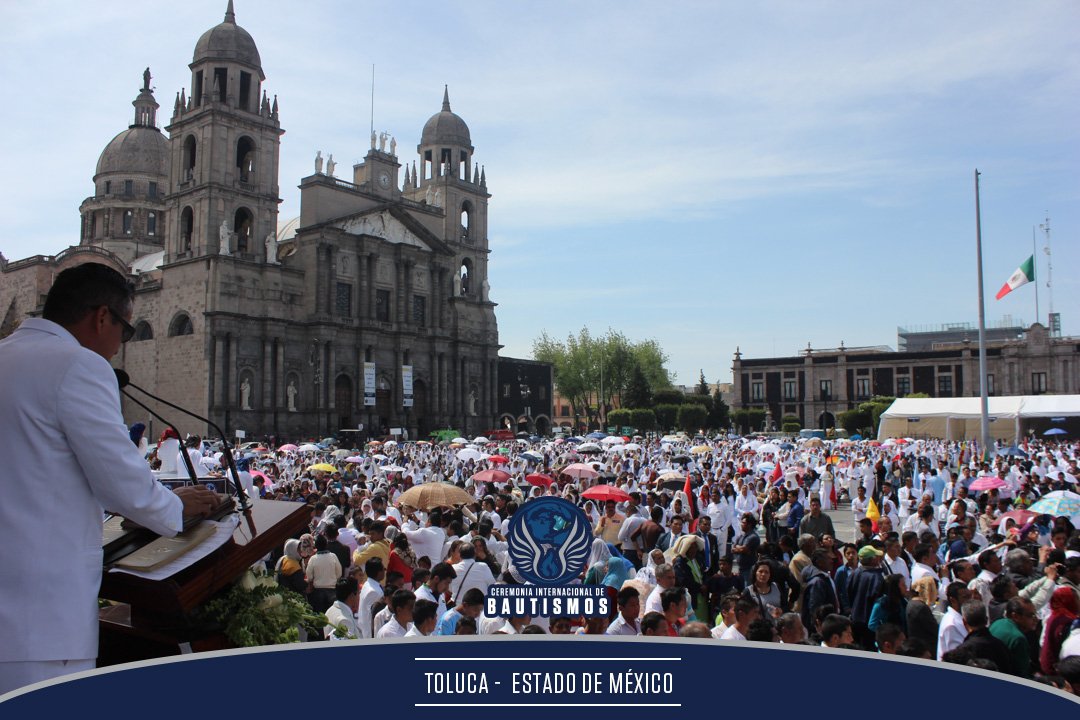 BautismosToluca's tweet photo. Agradecemos Gob @edomex y a @eruviel_avila por permitir a #Mexiquenses disfrutar de libertad de credo #LdmBautismos https://t.co/6l90KqBZrz
