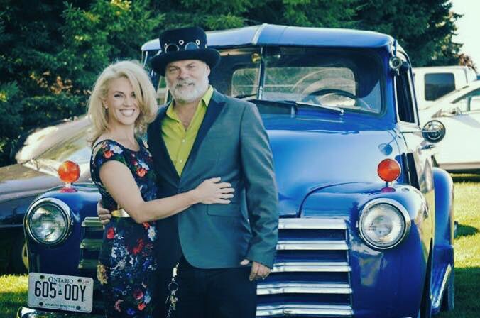 FredEaglesmith's tweet photo. @tifginn &amp; I are playing at the Ashwood in Bayfield, ON tonight! Dinner &amp; a show &amp; rooms for accomm if you need them https://t.co/y0XzQrxAdZ