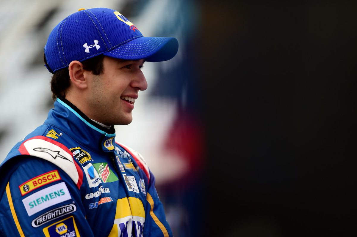 NASCAR's tweet image. Fun fact: @chaseelliott is the youngest #DAYTONA500 pole winner at the age of 20 years, 2 months and 17 days.