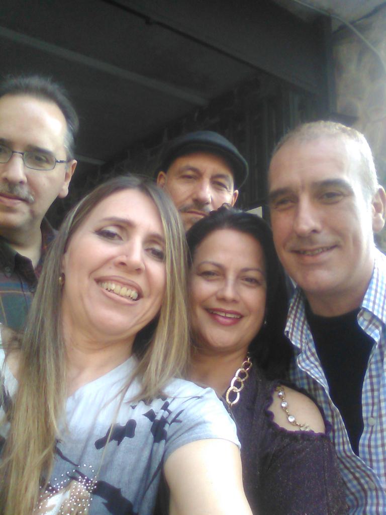 esvizzeroGrupo's tweet photo. Hoy celebrando el día de San Valentin con la espectacular cantante amiga Elba Camejo  @CasisCcs https://t.co/HLlpUbORu3