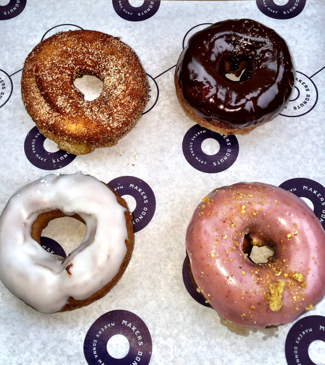 lallygogo's tweet photo. Have a yummy Valentines! #makersdonuts #bestcakedonutsinse https://t.co/E6X7vLuWYV