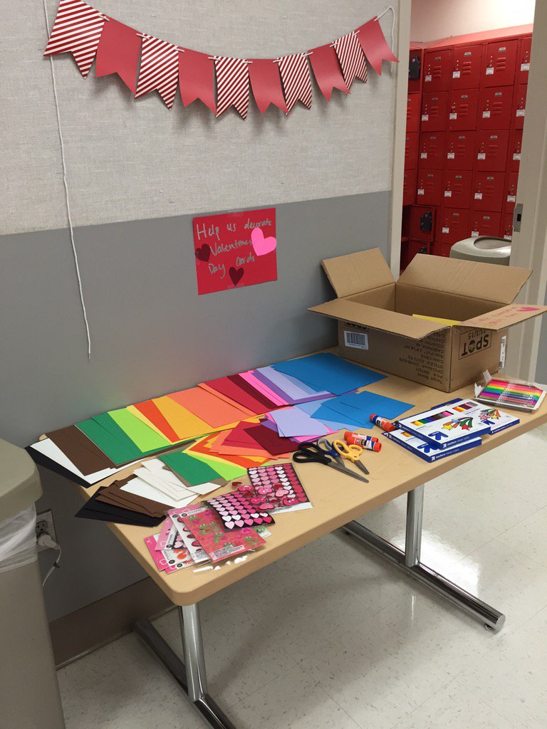 jmelt11's tweet photo. Taking Valentines down to Dell Children's #t1797 @Awesome2Mr @Maddiattarget https://t.co/luL6CQJQRx