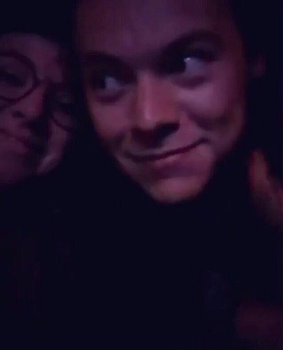 haroldreactions's tweet photo. when you see your best friend talking to her crush and she looks back at you https://t.co/h9yip2jgD1