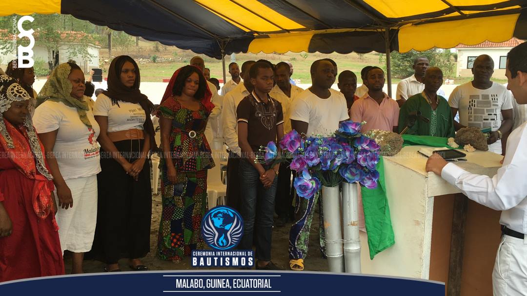BereaInter's tweet photo. Ceremonia Internacional de Bautismos 

Malabo, Guinea Ecuatorial, Africa

#LdmBautismos
#SoyLuzdelMundo https://t.co/fXkZdMuxGk