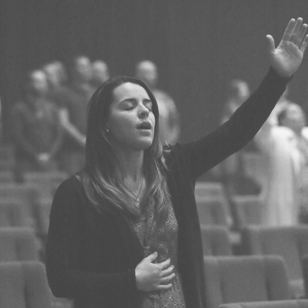 CF_YoungAdults's tweet photo. There are many love songs, but the best ones are the ones we sing back to the Lord. 
#CFYo… https://t.co/JIieEDiA7o https://t.co/G8Dt6SlT9E